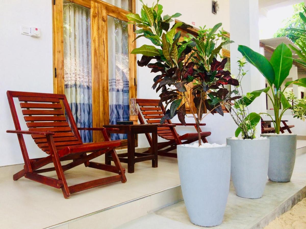 Tropicana Home Stay อารูกัมเบย์ ภายนอก รูปภาพ